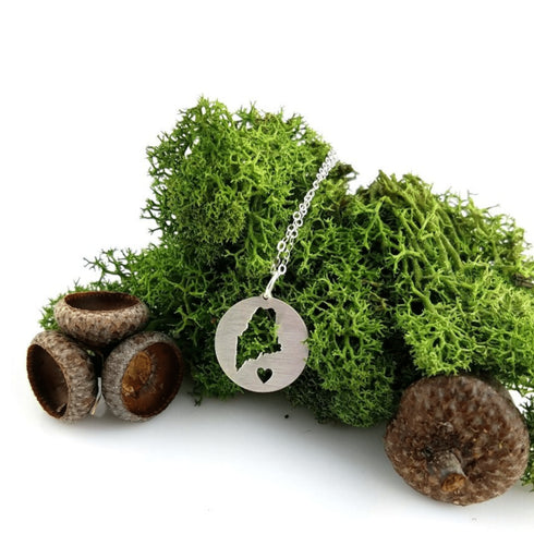 Maine Circle Necklace